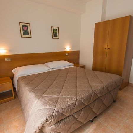 Albergo Della Corte Pescasseroli Exteriör bild